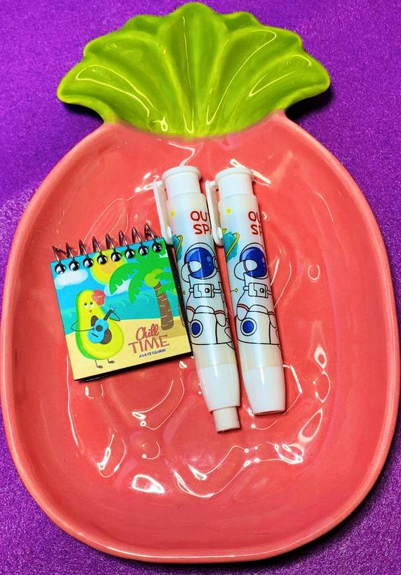 پاک کن اتودی فضانورد سفید