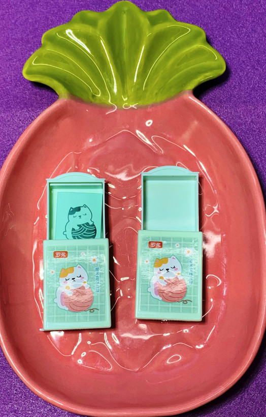 پاکن کن جادویی فانتزی آبی