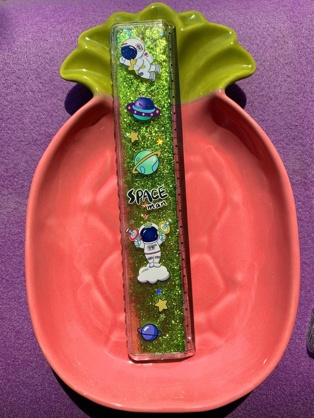 خط کش آکواریومی ۲۰ سانتی فضانورد