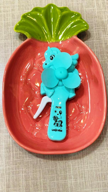 پنکه دستی فانتزی یونیکورن آبی