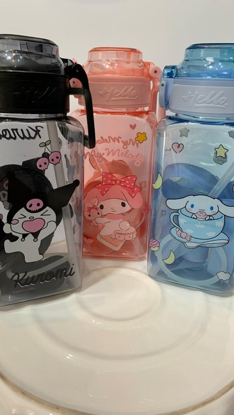 قمقمه مکعبی نی دار سانریو