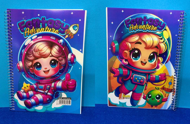 دفتر 100برگ جلد طلقی فانتزی سان دختر فضانورد